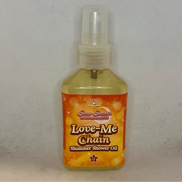 Fortune Cookie Soap Shimmer Shower Oil Love-Me Chain - Picture 1 of 1